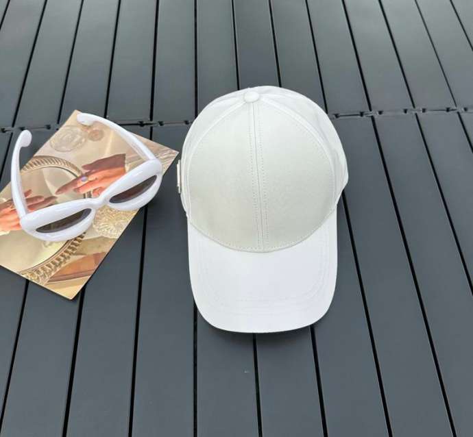 Picture of Prada Cap _SKUPradacap0628034059